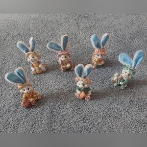 6 K's Collection Vintage Easter Bunnies Resin With Plush Ears